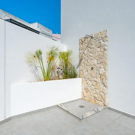 Modern 2 Bdr Flat With Jacuzzi & Pool By Lovelystay Ferragudo (Faro)