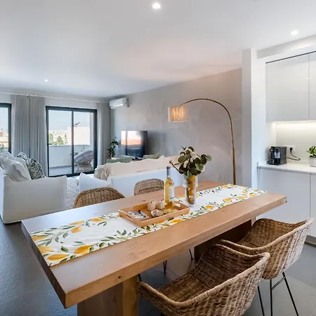 Modern 2 Bdr Flat With Jacuzzi & Pool By Lovelystay Ferragudo (Faro)